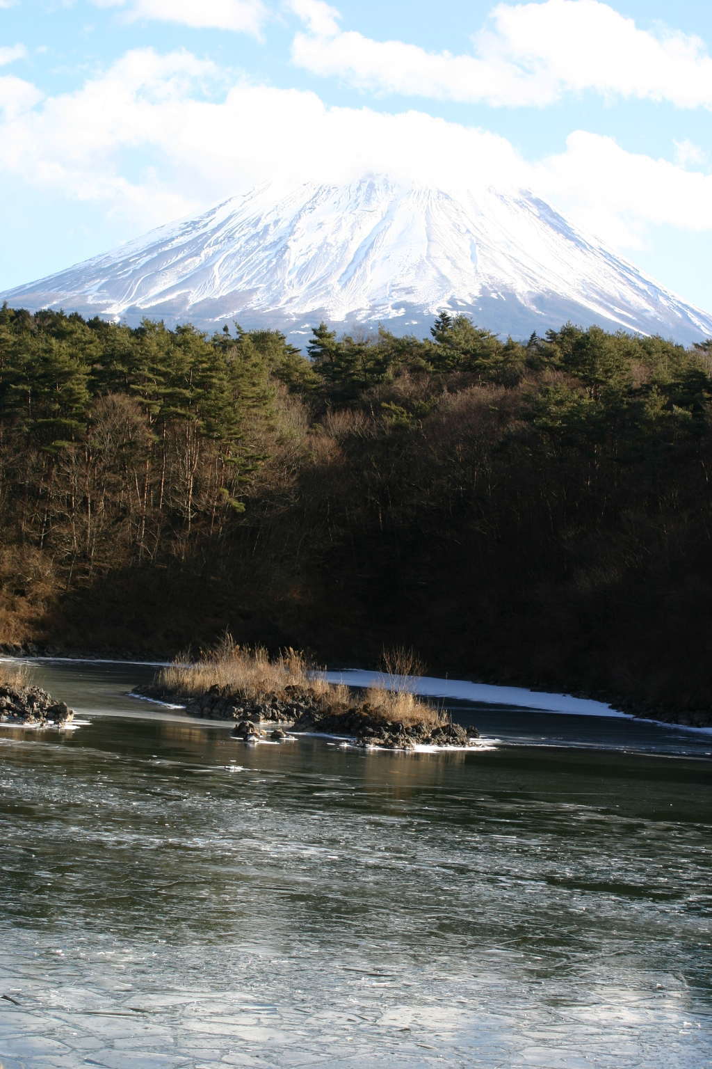 精進湖